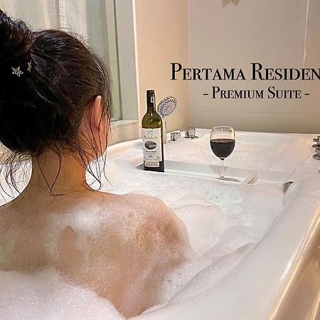 Private Jacuzzi Staycation At Kl City 152 Kuala Lumpur Bagian luar foto