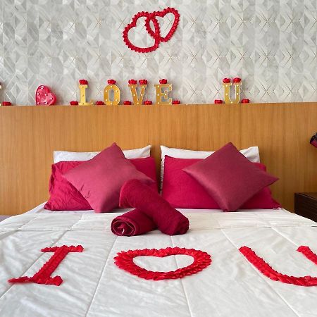 Private Jacuzzi Staycation At Kl City 152 Kuala Lumpur Bagian luar foto