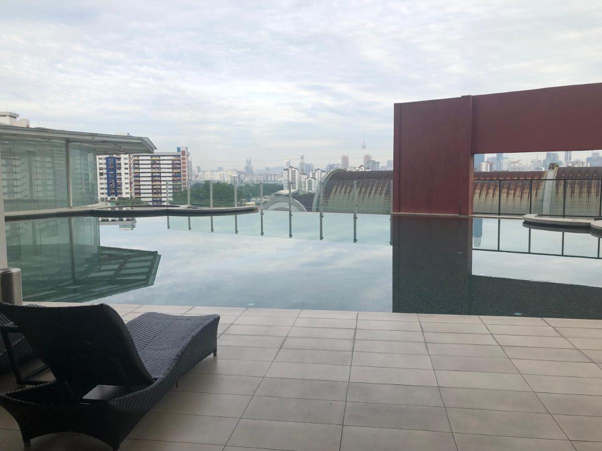 Private Jacuzzi Staycation At Kl City 152 Kuala Lumpur Bagian luar foto