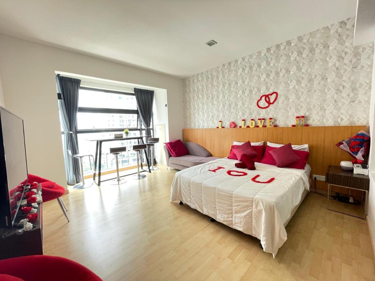 Private Jacuzzi Staycation At Kl City 152 Kuala Lumpur Bagian luar foto